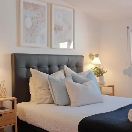 Daire Downtown Terrace - 2 Bedroom In Graca With Private & Sunny Terrace! *