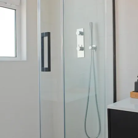 Διαμέρισμα Downtown Terrace - 2 Bedroom In Graca With Private & Sunny Terrace!