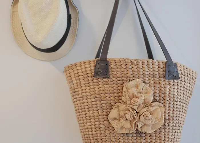 Apartamento Downtown Terrace - 2 Bedroom In Graça With Private&sunny Terrace! Lisboa