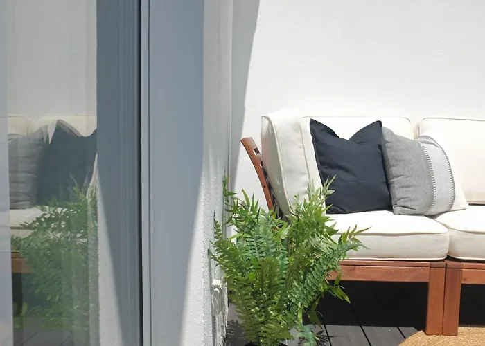 Appartamento Downtown Terrace - 2 Bedroom In Graca With Private & Sunny Terrace! *